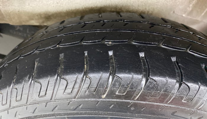 2018 Maruti Wagon R 1.0 VXI, Petrol, Manual, 49,087 km, Left Rear Tyre Tread