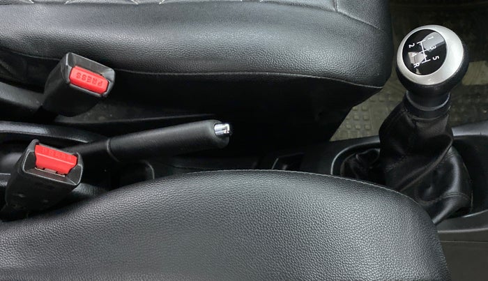 2018 Maruti Wagon R 1.0 VXI, Petrol, Manual, 49,087 km, Gear Lever
