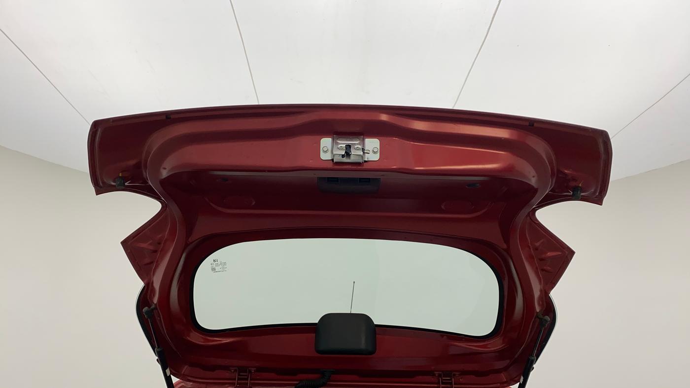 2019 Renault Kwid 1.0 RXT Opt, Petrol, Manual, 12,936 km, Boot Door Open