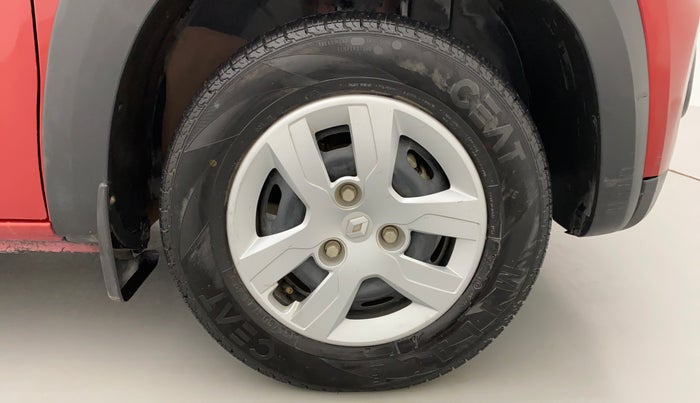 2019 Renault Kwid 1.0 RXT Opt, Petrol, Manual, 12,936 km, Right Front Wheel