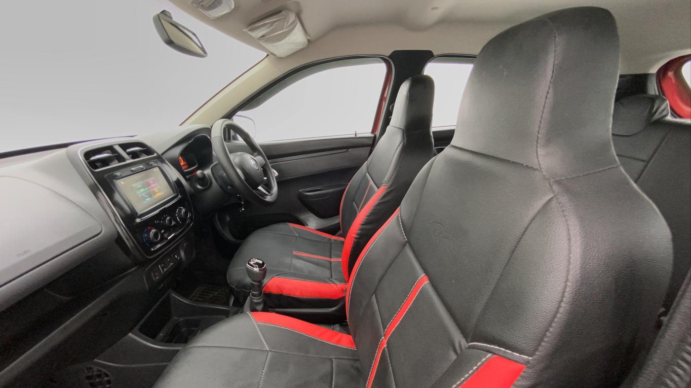 2019 Renault Kwid 1.0 RXT Opt, Petrol, Manual, 12,936 km, Right Side Front Door Cabin