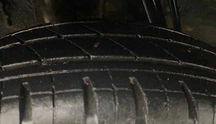 2021 Renault Kwid RXT 0.8, Petrol, Manual, 35,440 km, Right Rear Tyre Tread