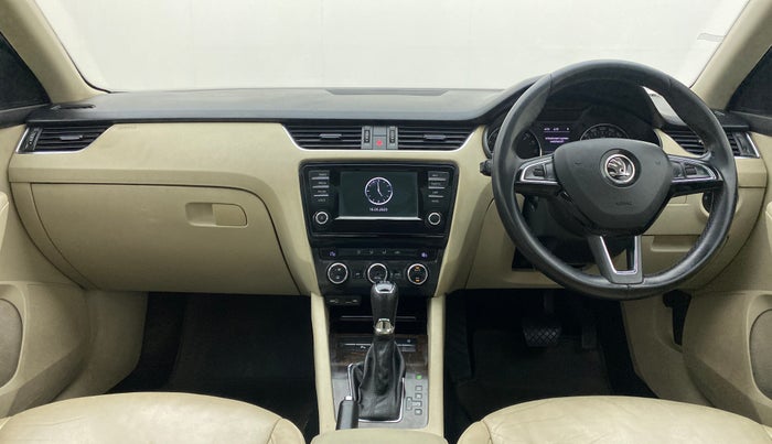 2017 Skoda Octavia 2.0 TDI CR STYLE PLUS AT, Diesel, Automatic, 1,25,219 km, Dashboard