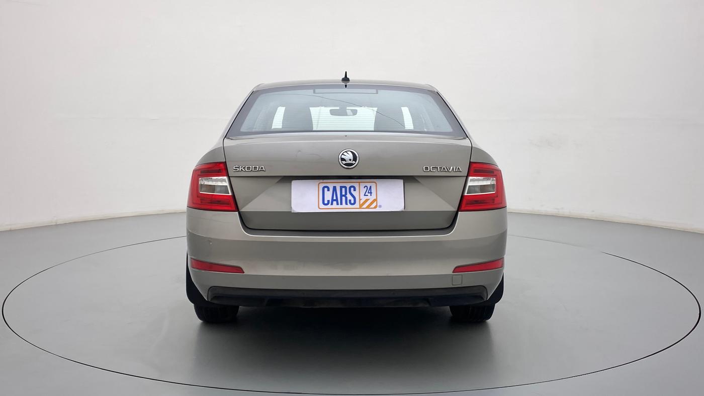 2017 Skoda Octavia 2.0 TDI CR STYLE PLUS AT, Diesel, Automatic, 1,25,219 km, Back/Rear