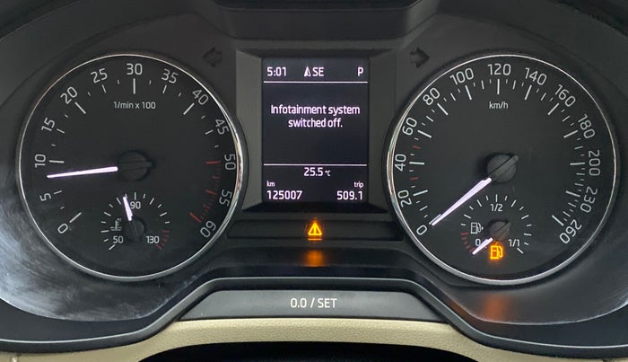 2017 Skoda Octavia 2.0 TDI CR STYLE PLUS AT, Diesel, Automatic, 1,25,219 km, Odometer Image