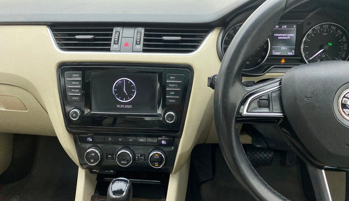 2017 Skoda Octavia 2.0 TDI CR STYLE PLUS AT, Diesel, Automatic, 1,25,219 km, Air Conditioner