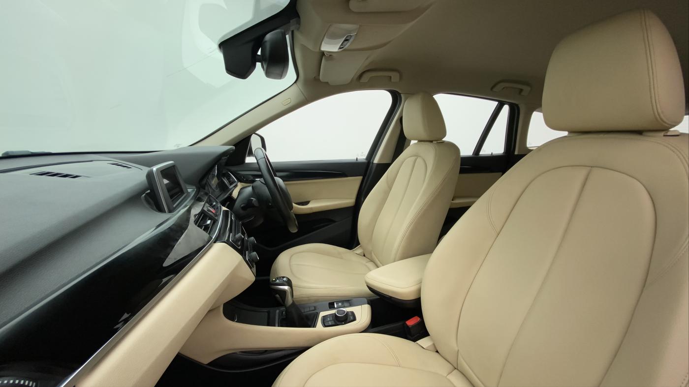 2017 BMW X1 SDRIVE 20D, Diesel, Automatic, 50,416 km, Right Side Front Door Cabin