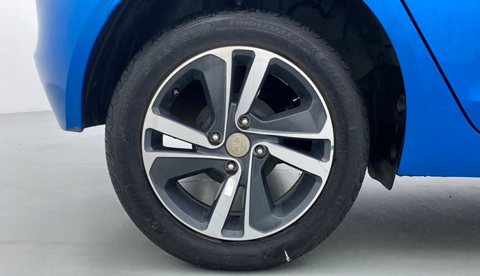 2021 Tata ALTROZ XZ + 1.2 RTN, Petrol, Manual, 14,078 km, Right Rear Wheel