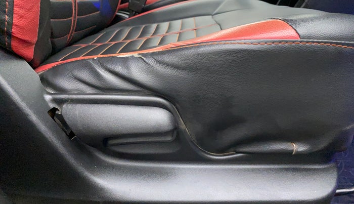 2017 Maruti Swift VXI OPT, Petrol, Manual, 23,411 km, Driver Side Adjustment Panel