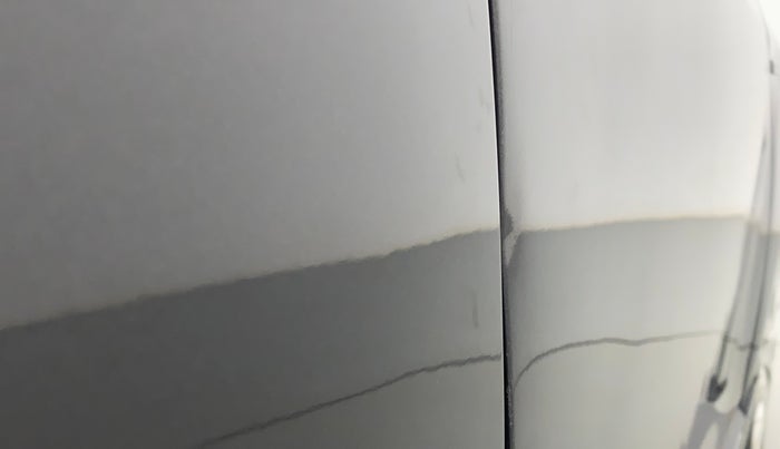 2013 Maruti Ertiga VDI, Diesel, Manual, 88,808 km, Driver-side door - Slightly dented
