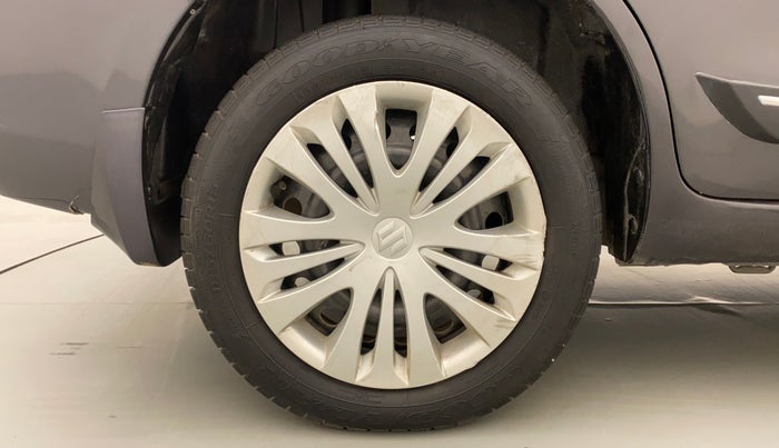 2013 Maruti Ertiga VDI, Diesel, Manual, 88,808 km, Right Rear Wheel