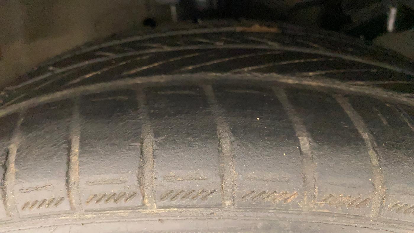 2013 Maruti Ertiga VDI, Diesel, Manual, 88,808 km, Right Front Tyre Tread