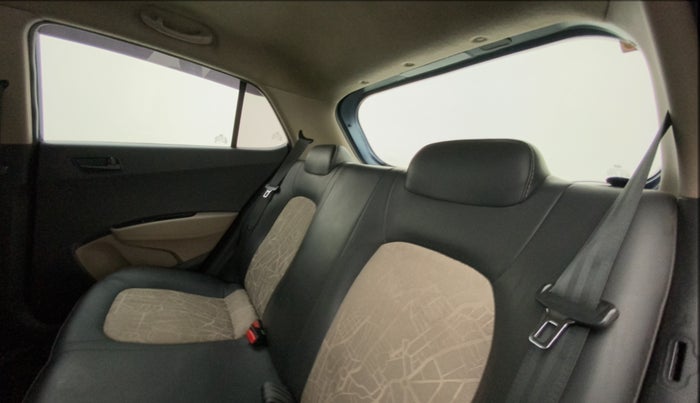 2014 Hyundai Grand i10 MAGNA 1.2 KAPPA VTVT, Petrol, Manual, 82,422 km, Right Side Rear Door Cabin