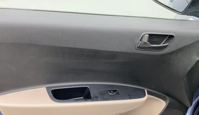 2014 Hyundai Grand i10 MAGNA 1.2 KAPPA VTVT, Petrol, Manual, 82,422 km, Left front window switch / handle - Window making noise/ moving slow