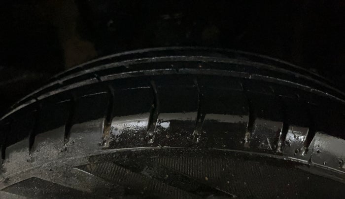 2021 Maruti New Wagon-R LXI CNG 1.0, CNG, Manual, 81,611 km, Right Front Tyre Tread