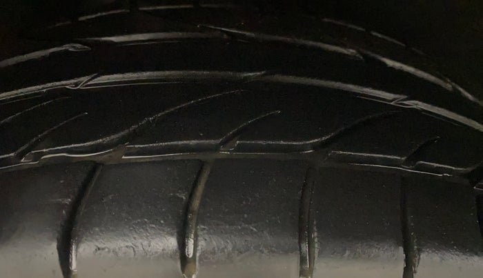 2021 Ford Ecosport TITANIUM 1.5L DIESEL, Diesel, Manual, 78,579 km, Right Rear Tyre Tread