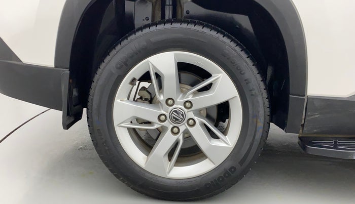 2022 MG HECTOR SHINE 1.5 PETROL TURBO MT, Petrol, Manual, 21,027 km, Right Rear Wheel