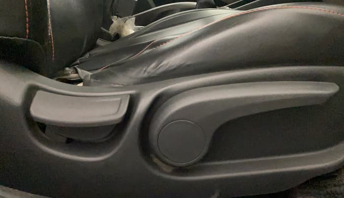 2022 Hyundai Verna SX 1.5 VTVT, Petrol, Manual, 37,361 km, Driver Side Adjustment Panel