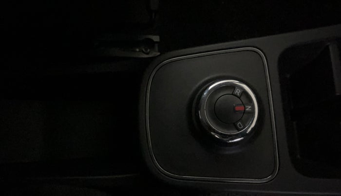 2021 Renault Kwid CLIMBER 1.0 AMT (O), Petrol, Automatic, 20,911 km, Gear Lever