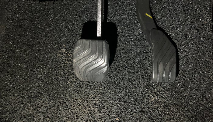 2021 Renault Kwid CLIMBER 1.0 AMT (O), Petrol, Automatic, 20,911 km, Pedals