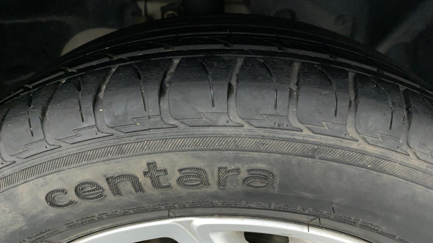 2015 Ford Ecosport 1.5 TITANIUM TI VCT, Petrol, Manual, 98,053 km, Right Front Tyre Tread