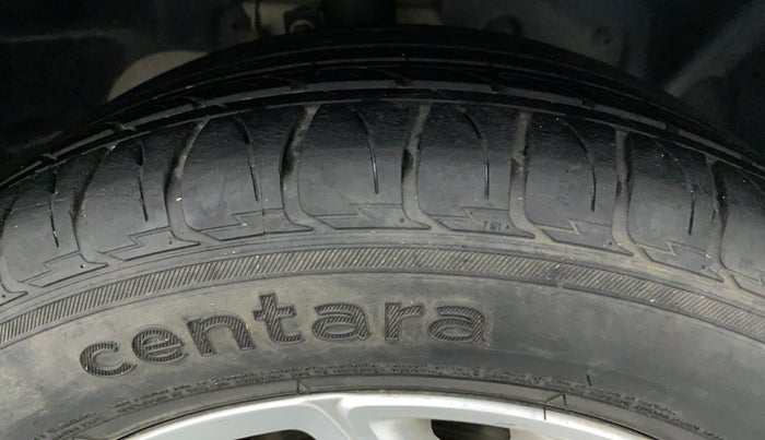 2015 Ford Ecosport 1.5 TITANIUM TI VCT, Petrol, Manual, 98,053 km, Right Front Tyre Tread