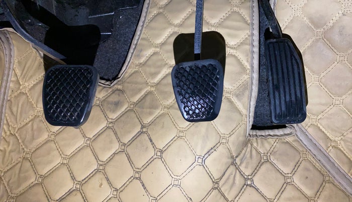 2015 Honda Amaze 1.2L I-VTEC S, Petrol, Manual, 74,676 km, Pedals