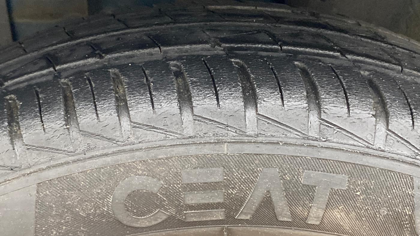 2022 Renault Kwid RXL 1.0 (O), Petrol, Manual, 25,224 km, Left Front Tyre Tread