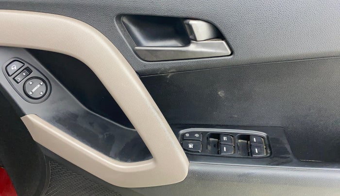 2017 Hyundai Creta SX PLUS 1.6 PETROL, Petrol, Manual, 43,603 km, Driver Side Door Panels Control