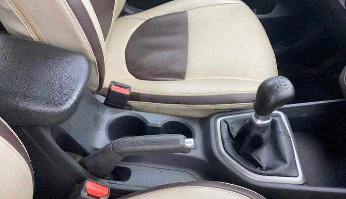 2017 Hyundai Creta SX PLUS 1.6 PETROL, Petrol, Manual, 43,603 km, Gear Lever