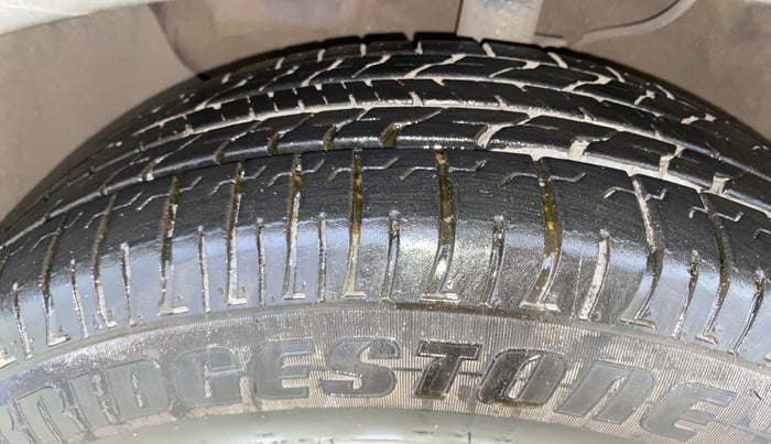 2017 Hyundai Creta SX PLUS 1.6 PETROL, Petrol, Manual, 43,603 km, Left Front Tyre Tread