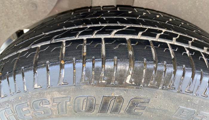 2017 Hyundai Creta SX PLUS 1.6 PETROL, Petrol, Manual, 43,603 km, Right Rear Tyre Tread