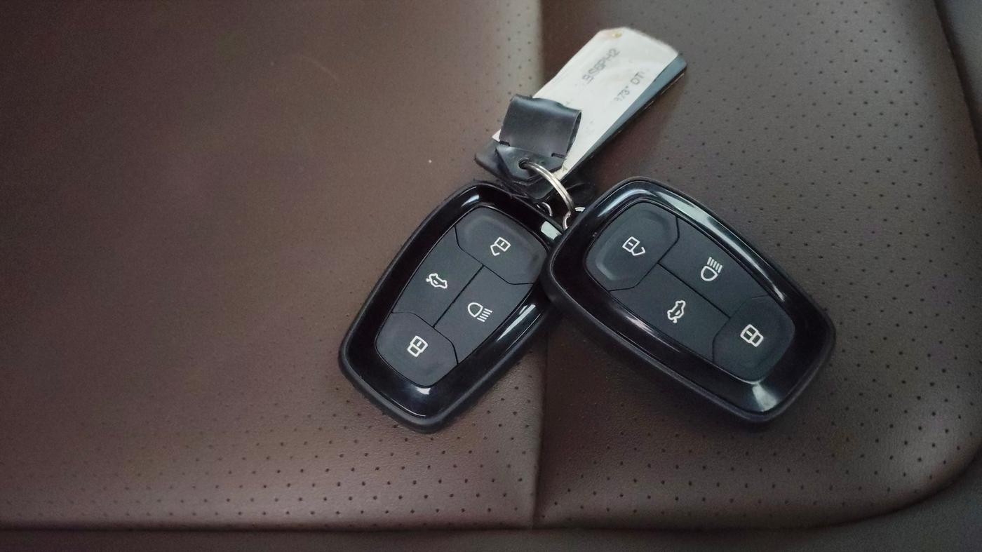 2023 Tata Harrier XZA 2.0L, Diesel, Automatic, 48,255 km, Key Close Up