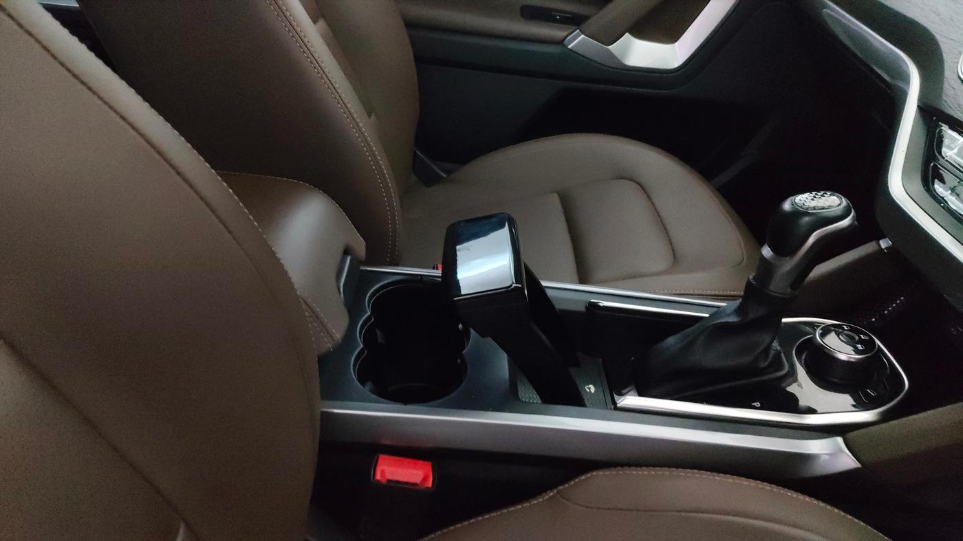 2023 Tata Harrier XZA 2.0L, Diesel, Automatic, 48,255 km, Gear Lever
