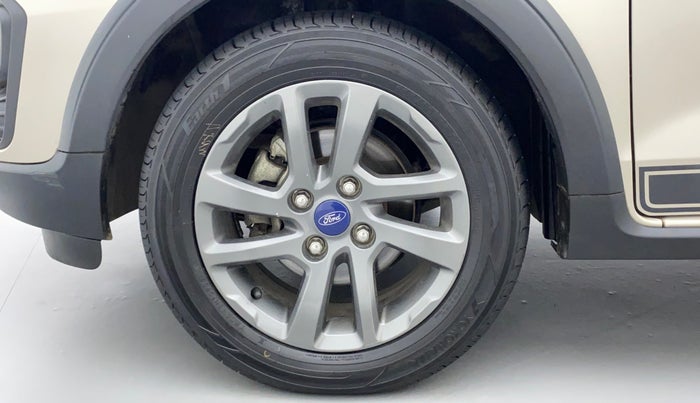 2018 Ford FREESTYLE TITANIUM PLUS 1.2 PETROL, Petrol, Manual, 33,256 km, Left Front Wheel