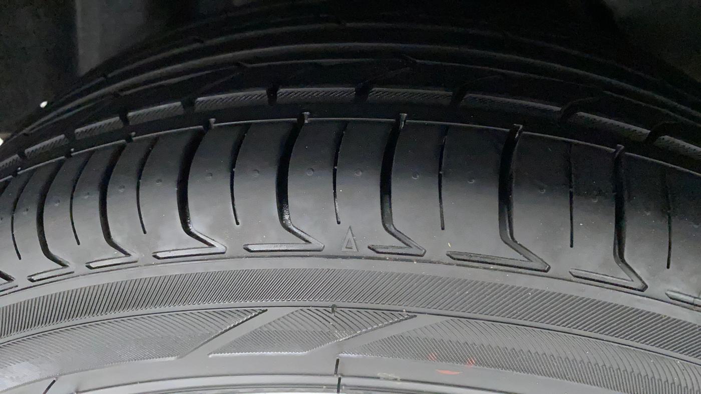 2018 Ford FREESTYLE TITANIUM PLUS 1.2 PETROL, Petrol, Manual, 33,256 km, Right Rear Tyre Tread