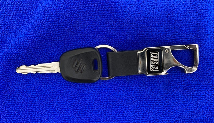 2015 Maruti Alto 800 LXI, Petrol, Manual, 24,378 km, Key Close Up