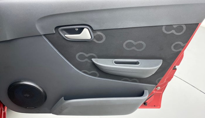 2015 Maruti Alto 800 LXI, Petrol, Manual, 24,378 km, Driver Side Door Panels Control