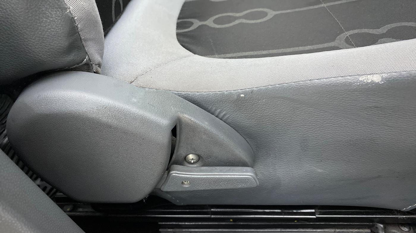 2015 Maruti Alto 800 LXI, Petrol, Manual, 24,378 km, Driver Side Adjustment Panel
