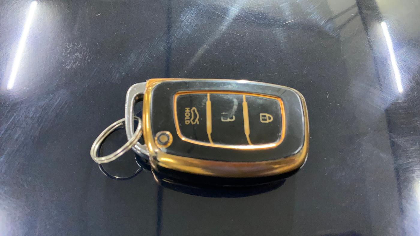 2023 Hyundai NEW I20 ASTA 1.2 MT, Petrol, Manual, 43,243 km, Key Close Up