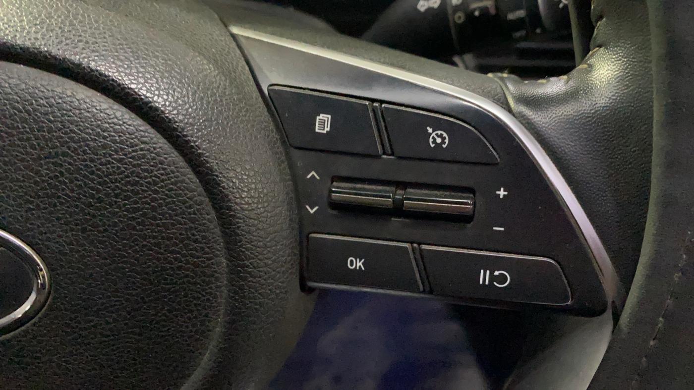 2023 Hyundai NEW I20 ASTA 1.2 MT, Petrol, Manual, 43,243 km, Adaptive Cruise Control