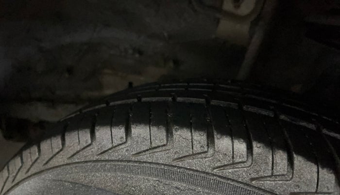 2018 Tata Tiago XM PETROL, Petrol, Manual, 44,405 km, Left Rear Tyre Tread