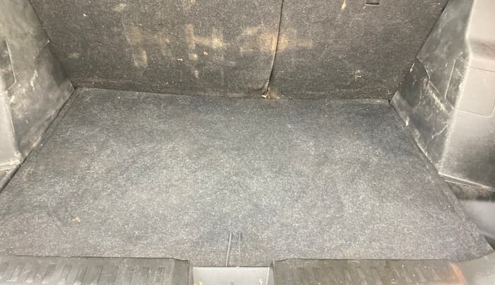 2023 Maruti BREZZA ZXI + SMART HYBRID DUAL TONE, Petrol, Manual, 39,742 km, Boot Inside