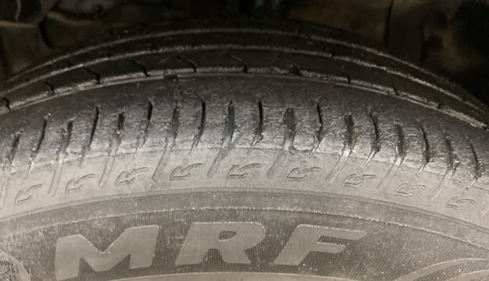 2023 Maruti BREZZA ZXI + SMART HYBRID DUAL TONE, Petrol, Manual, 39,742 km, Left Front Tyre Tread