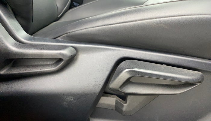 2022 Tata NEXON XZ PLUS (HS) PETROL DARK EDITION, Petrol, Manual, 29,413 km, Driver Side Adjustment Panel
