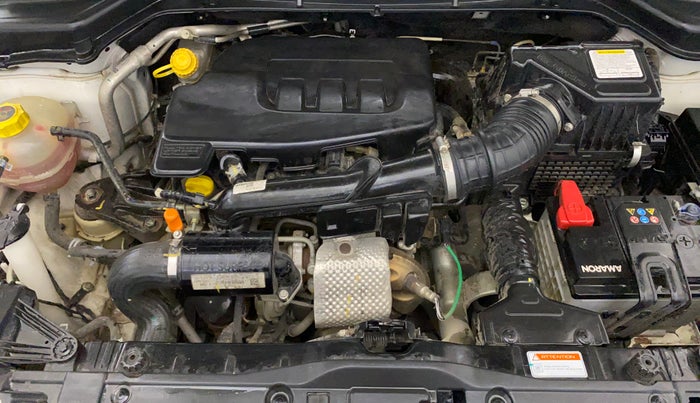 2022 Mahindra XUV300 W6 1.2 PETROL AMT, Petrol, Automatic, 35,398 km, Engine View