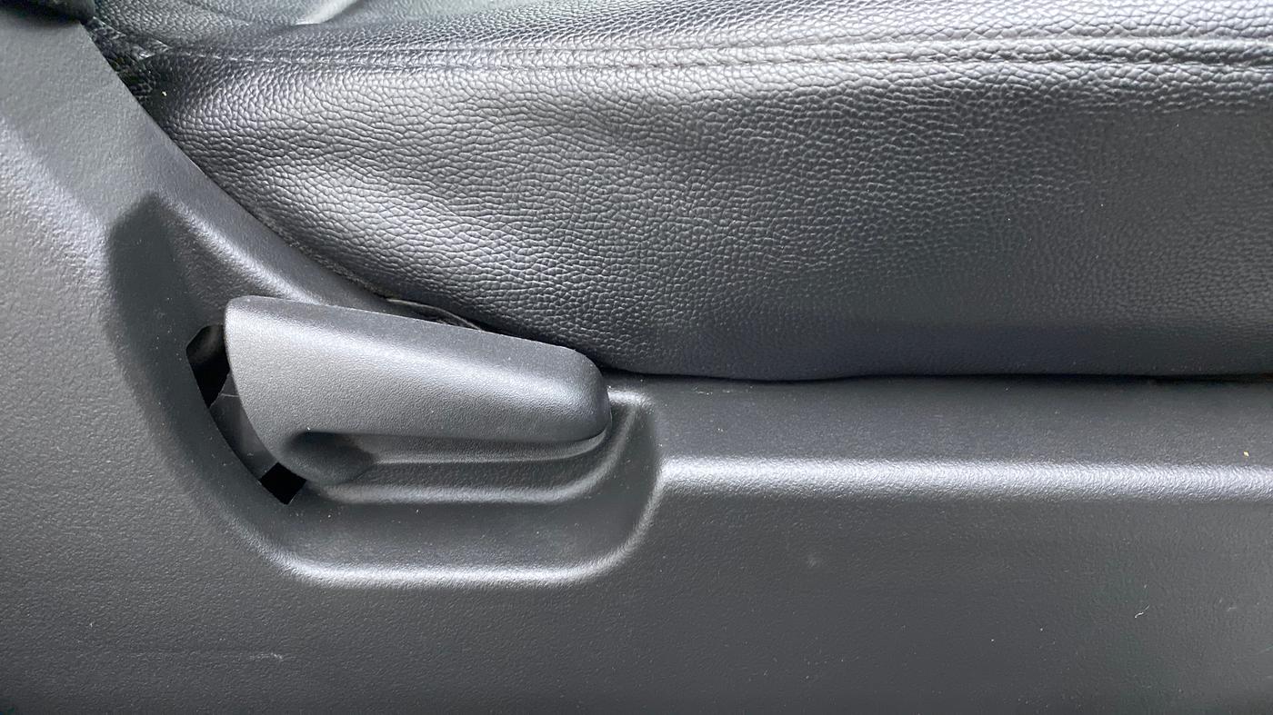2014 Maruti Wagon R 1.0 LXI, Petrol, Manual, 2,060 km, Driver Side Adjustment Panel