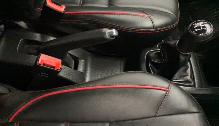 2016 Maruti Swift VXI, Petrol, Manual, 20,469 km, Gear Lever
