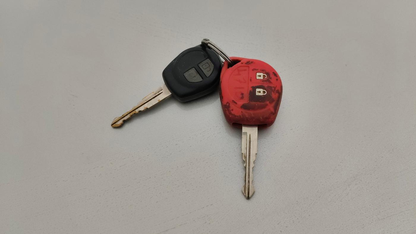 2014 Maruti Swift VXI, Petrol, Manual, 88,236 km, Key Close Up