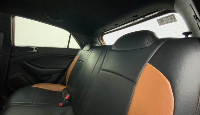 2016 Hyundai i20 Active 1.2 S, Petrol, Manual, 39,808 km, Right Side Rear Door Cabin